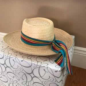 SUMMER HAT WITH BAND